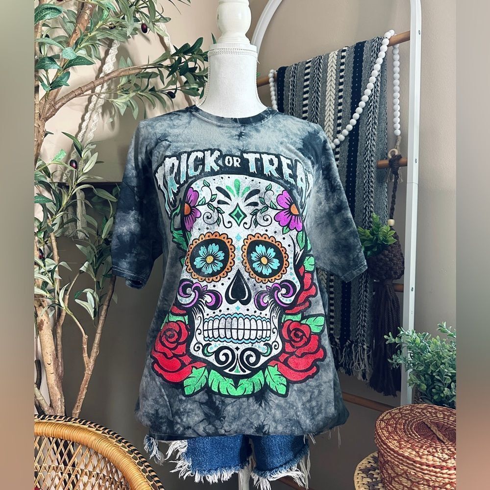 Day of the Dead Sugar Skull Trick or Treat Halloween Tie Dye T Shirt